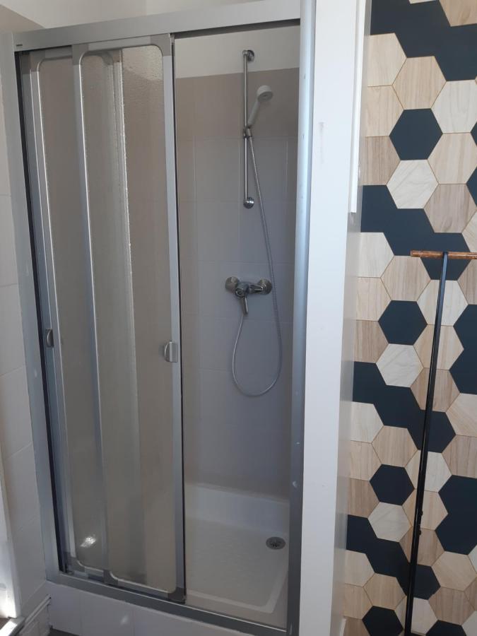 Chambre Double Flora 2 Personnes Brehal Exterior photo